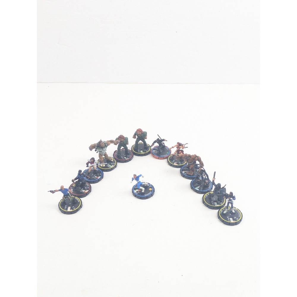 Marvel Heroclix Lot of 13 Figures No Cards